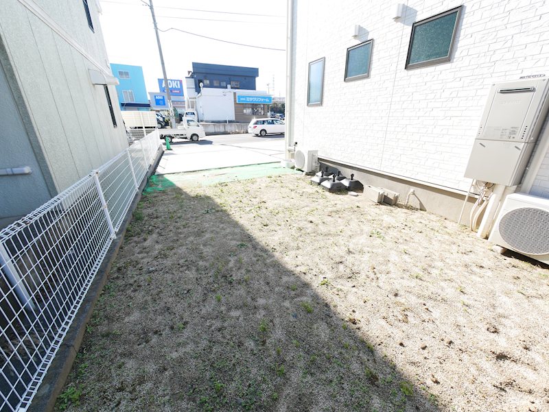 大沼町１丁目２８７番 現地写真（庭）