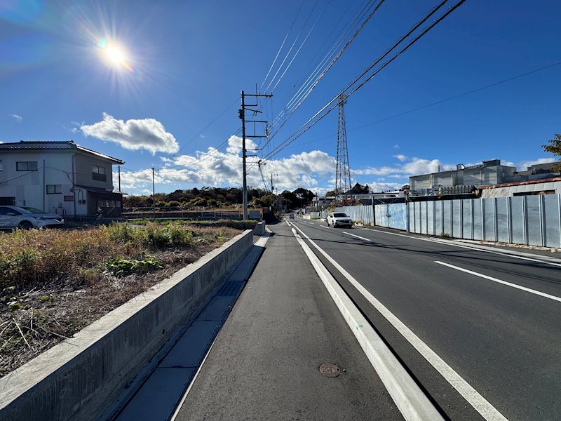 東滑川町５丁目２１５４番１３、２１５４番１０、２１５４番２ 現地写真（前面道路含む現地写真）