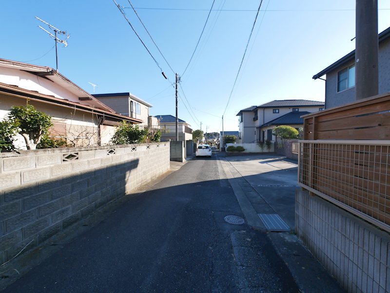 南高野町３丁目６０番１５ 現地写真（前面道路含む現地写真）