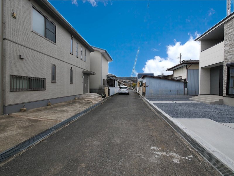 東大沼町２丁目　１期 現地写真（前面道路含む現地写真）