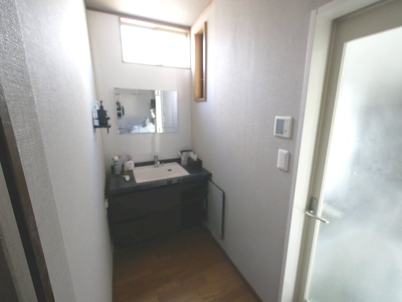 みかの原町１丁目６８番 内観写真（洗面台・洗面所）