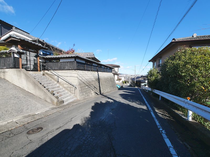 みかの原町１丁目６８番 現地写真（前面道路含む現地写真）
