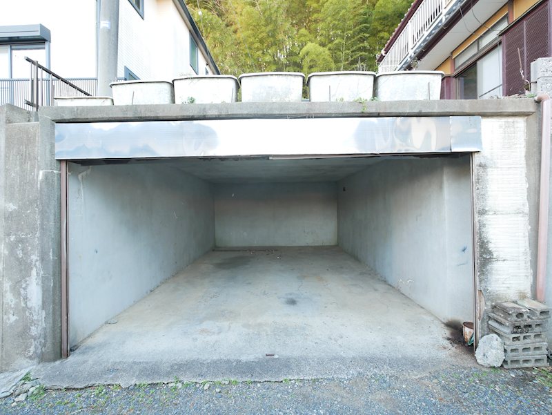 滑川本町１丁目１６８番 現地写真（駐車場）