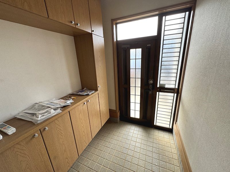かみあい町２丁目３６番２００ 現地写真（玄関）