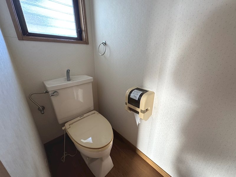 かみあい町２丁目３６番２００ 内観写真（トイレ）
