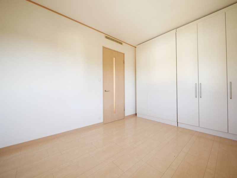 常陸太田市山下町３９９９番 内観写真（リビング以外の居室）