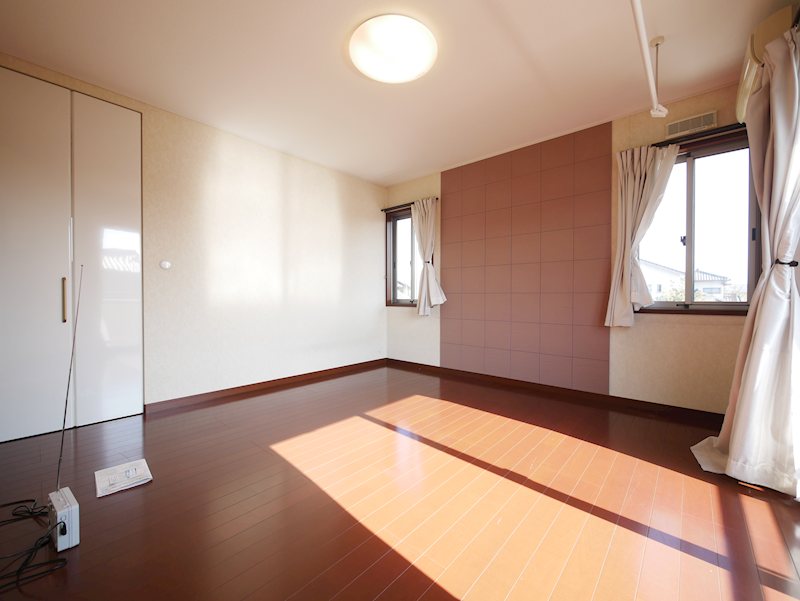 常陸太田市山下町３９９９番 内観写真（リビング以外の居室）
