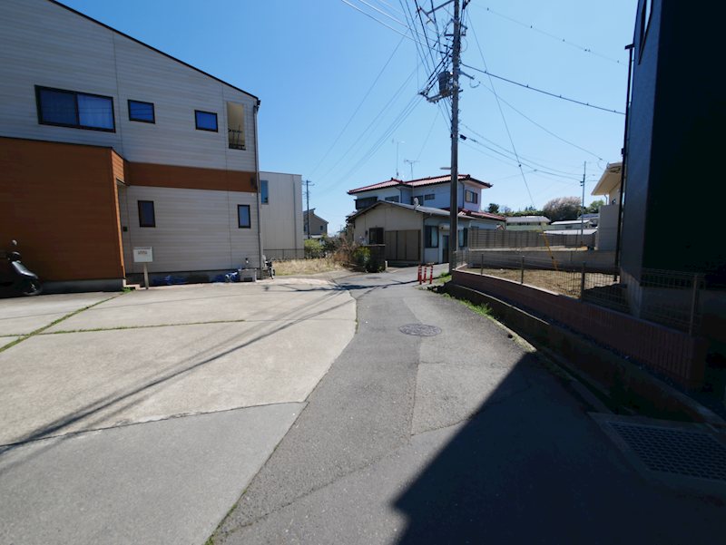東多賀町５丁目　３期　１号棟 現地写真（前面道路含む現地写真）
