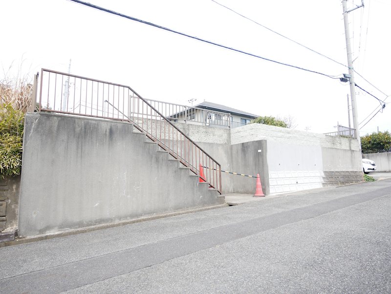 西成沢町２丁目１７３番 現地写真（前面道路含む現地写真）