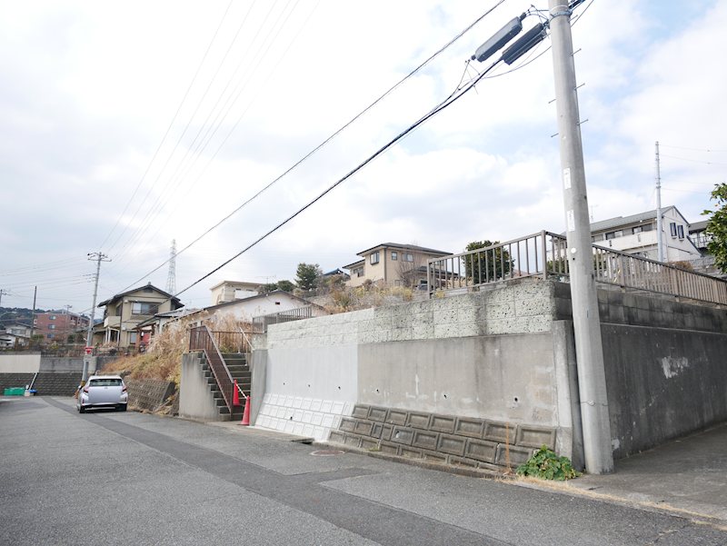 西成沢町２丁目１７３番 現地写真（前面道路含む現地写真）