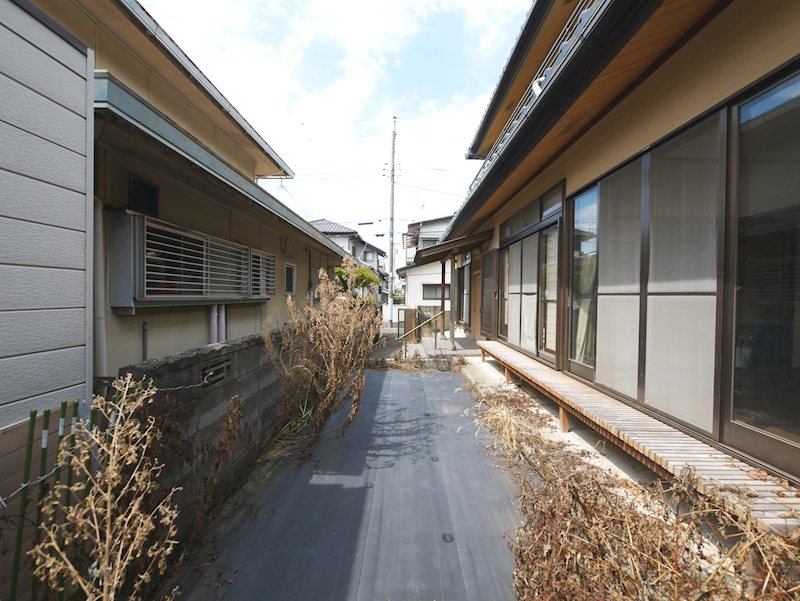 石名坂町１丁目１６１番３１他 現地写真（庭）
