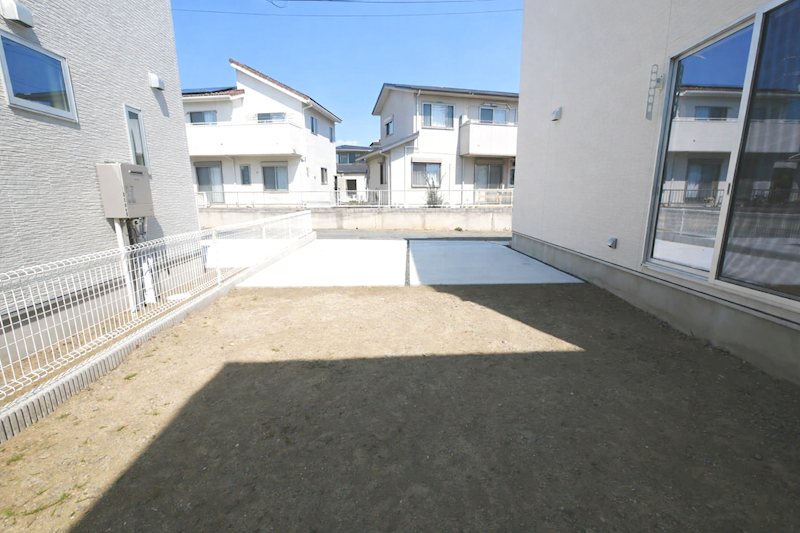 東金沢町１丁目　３号棟 現地写真（庭）