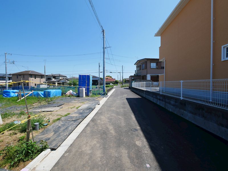 東大沼町３丁目１１期　２号棟 現地写真（前面道路含む現地写真）
