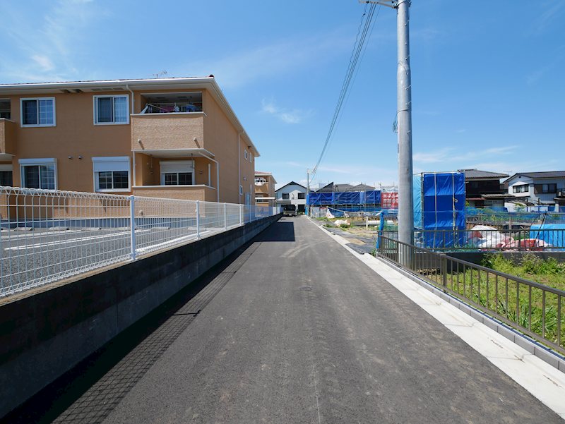 東大沼町３丁目１１期　２号棟 現地写真（前面道路含む現地写真）