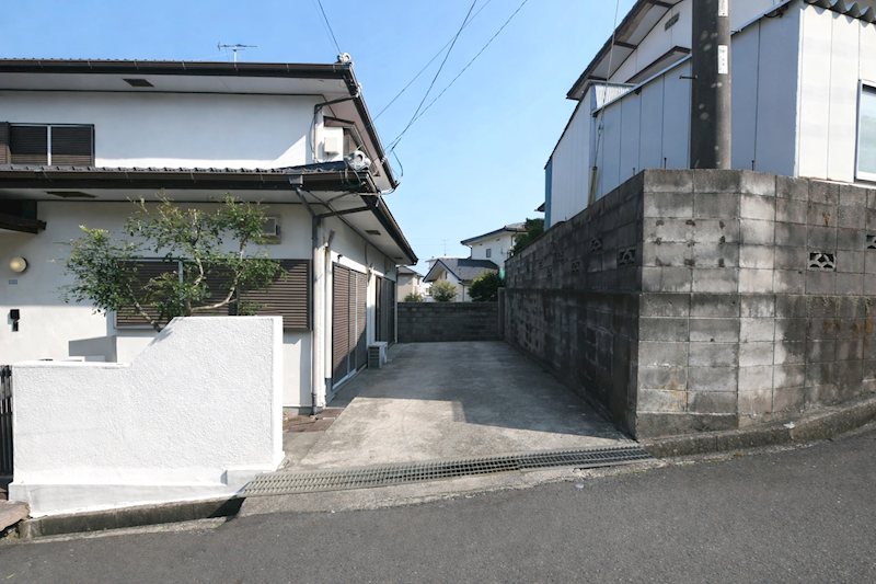 大沼町４丁目２１６番 現地写真（駐車場）