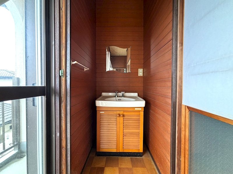 大沼町４丁目２１６番 内観写真（洗面台・洗面所）