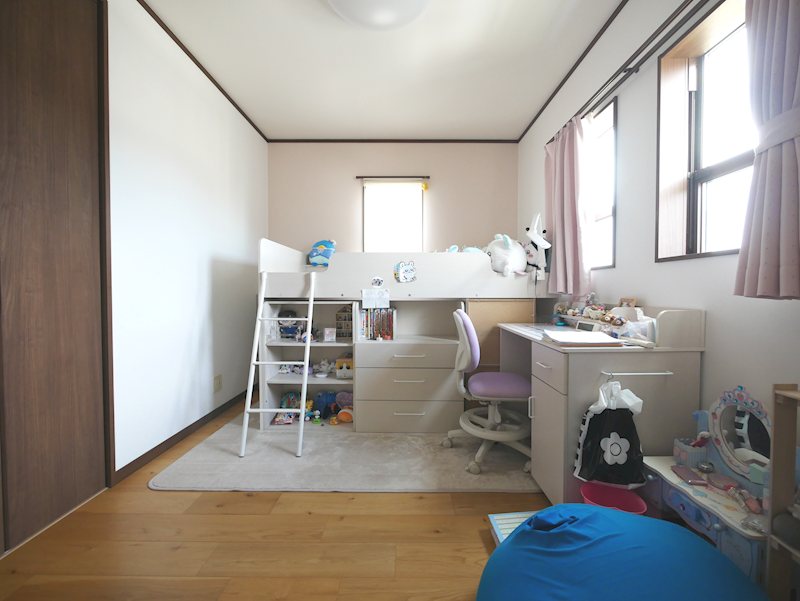 かみあい町１丁目４１番５３ 内観写真（リビング以外の居室）