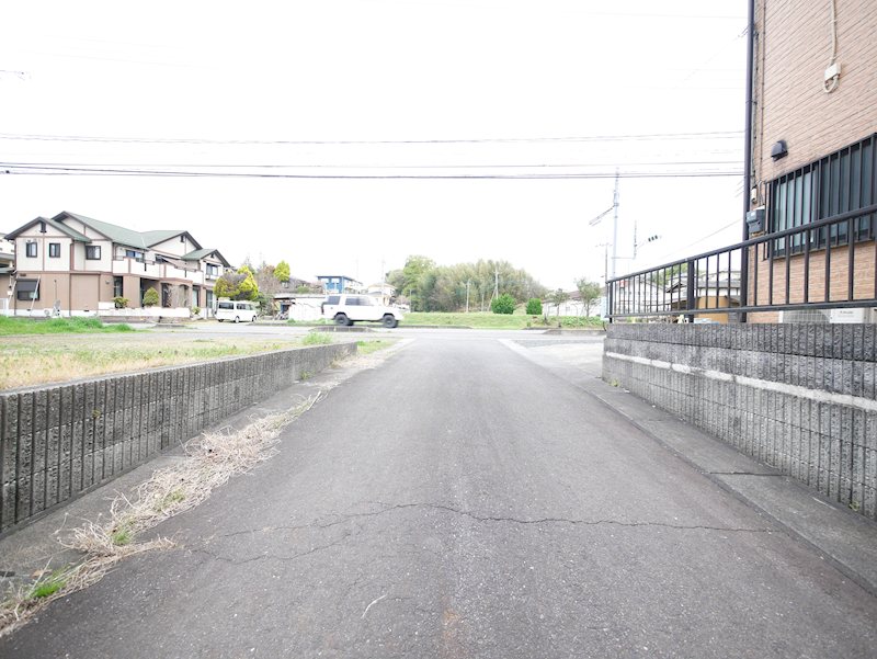 常陸太田市薬谷町２２１番３ 現地写真（前面道路含む現地写真）