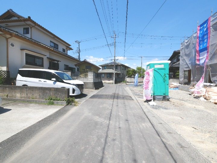 川尻町４丁目　第７　２号棟 現地写真（前面道路含む現地写真）