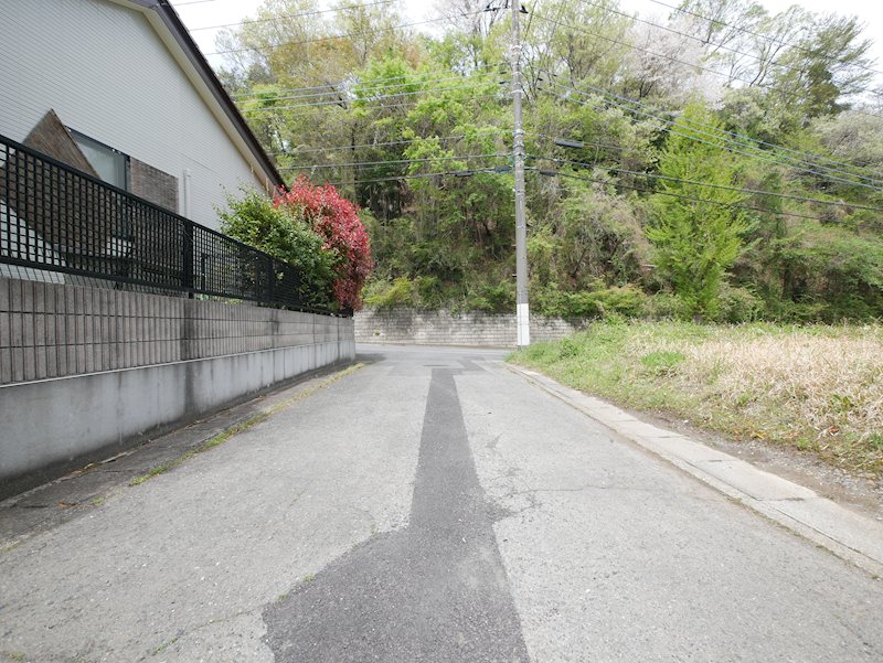 諏訪町５丁目３９６番 現地写真（前面道路含む現地写真）