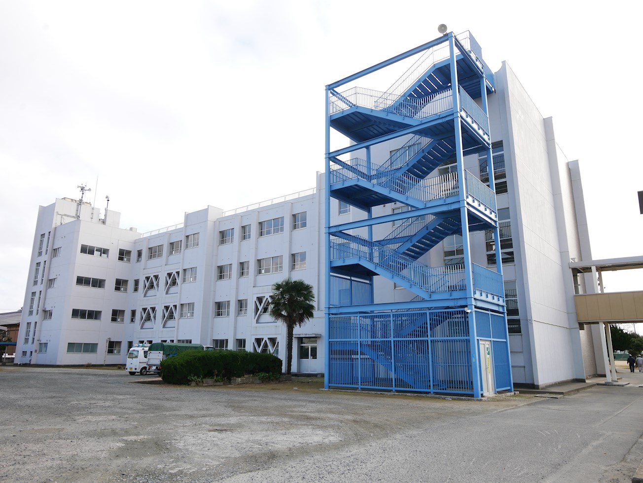 高萩市高浜町２丁目１１３番２，１１３番１６ 中学校