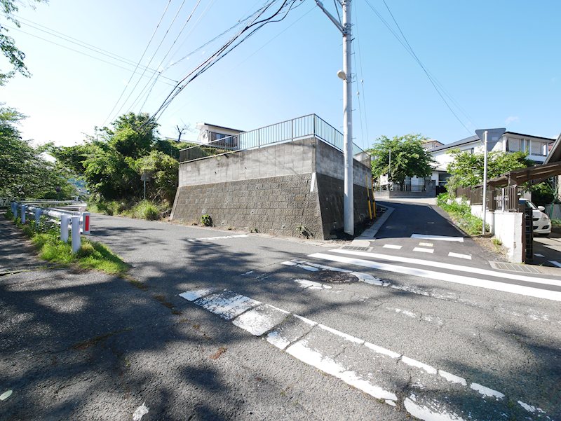 茨城県日立市滑川本町４丁目３５８番 現地写真（前面道路含む現地写真）