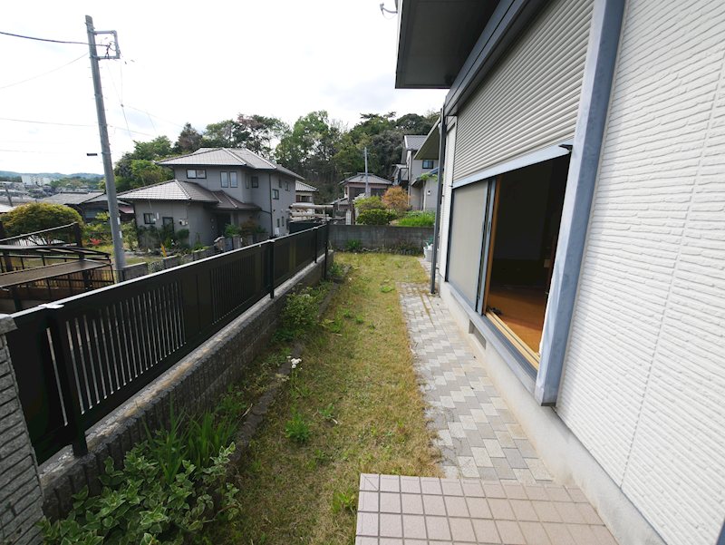 東滑川町２丁目６３１番４ 現地写真（庭）