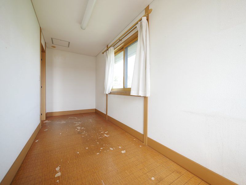 東滑川町２丁目６３１番４ 内観写真（リビング以外の居室）