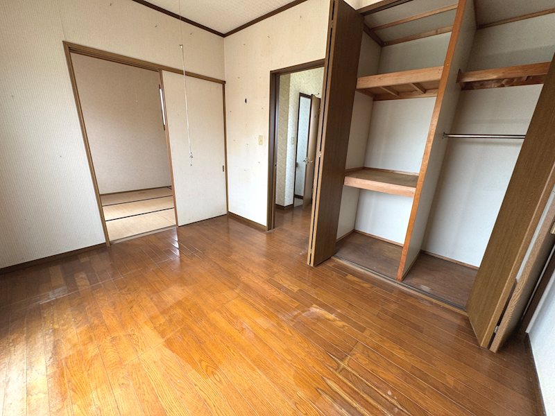 東大沼町１丁目７７番他 内観写真（リビング以外の居室）