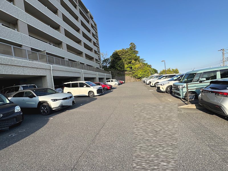アネージュ会瀬グランヒル　４階 共用部写真（駐車場）