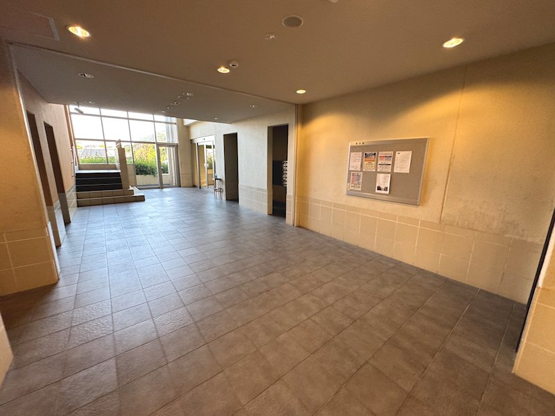 アネージュ会瀬グランヒル　４階 共用部写真（ロビー）