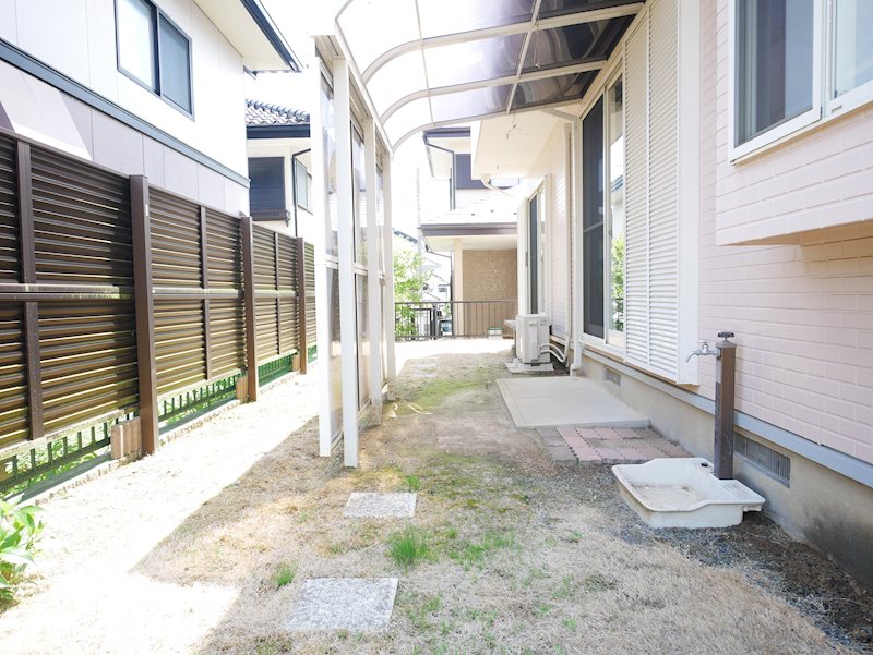 久慈町２丁目１９３１番４５ 現地写真（庭）