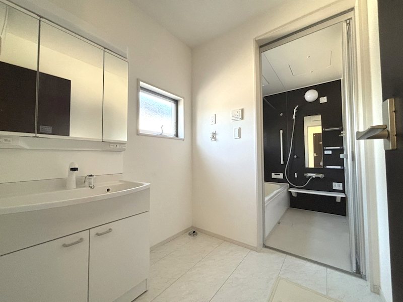 茨城県日立市川尻町３丁目２３５２番２６７他 内観写真（洗面台・洗面所）