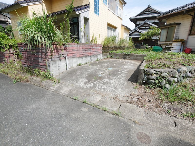 十王町友部東３丁目２番４、２番５ 現地写真（駐車場）