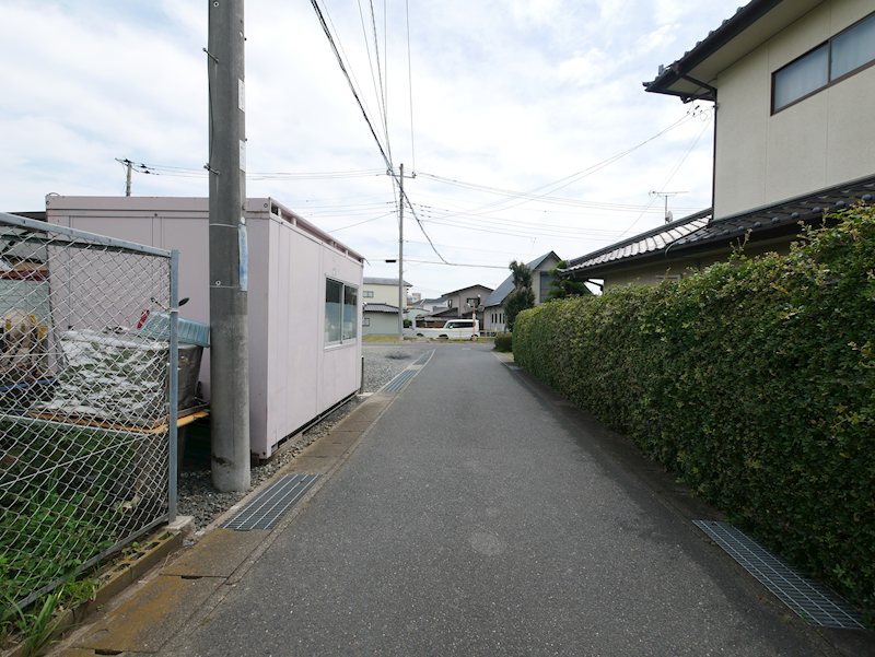 鮎川町６丁目３８番、３９番１ 現地写真（前面道路含む現地写真）