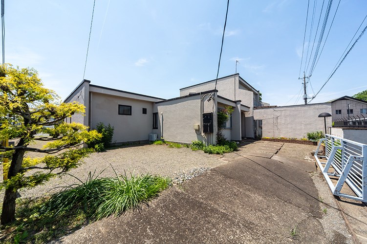 高崎市新町　土地（古家付）  現地写真