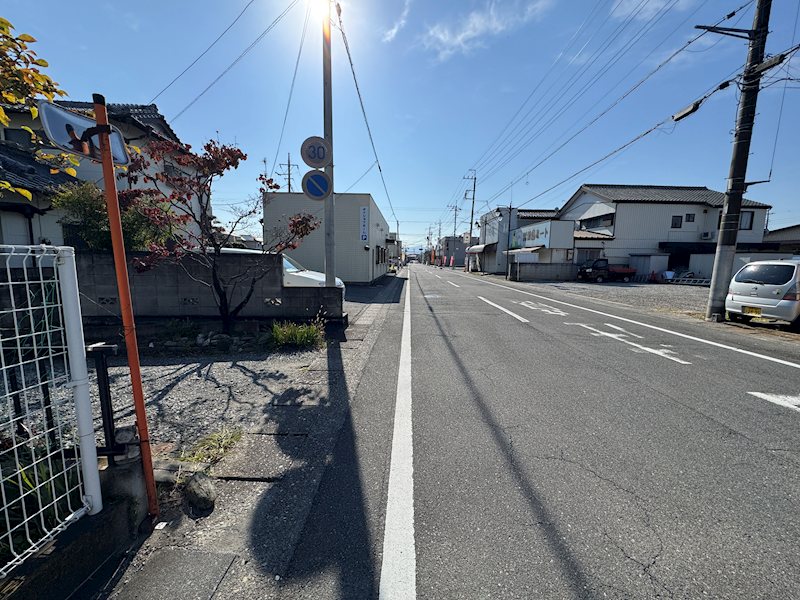 高崎市倉賀野町　土地 現地写真（前面道路含む現地写真）