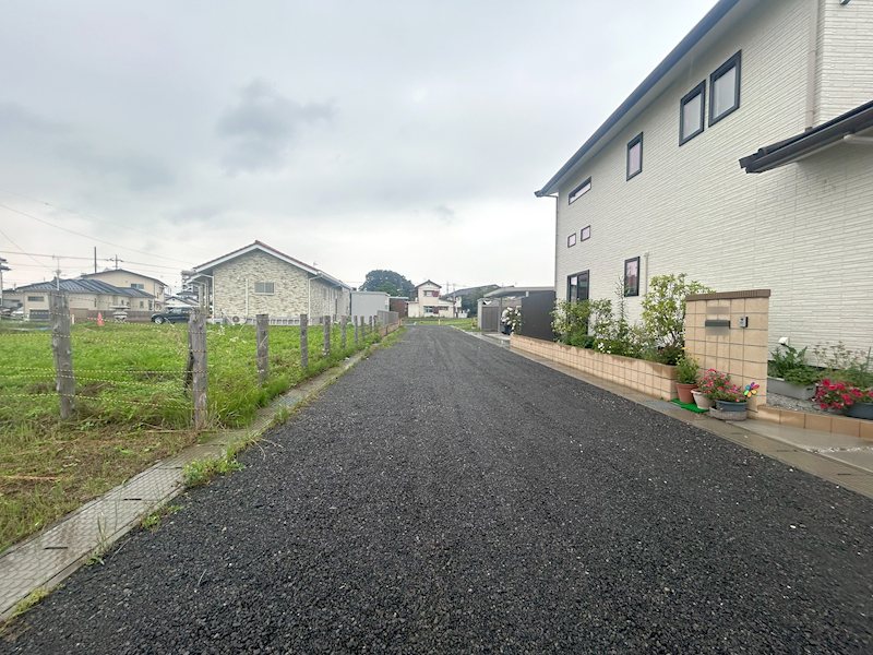 前橋市文京町4丁目　土地  現地写真（前面道路含む現地写真）