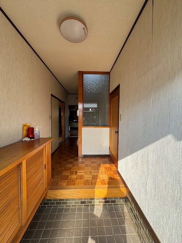 前橋市三俣町 中古住宅 現地写真（玄関）