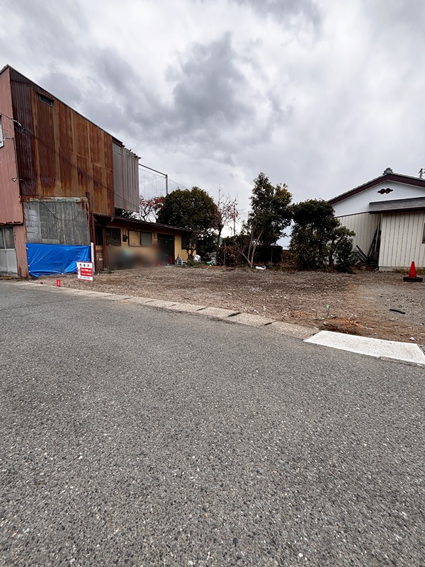 高崎市飯塚町　土地  現地写真（前面道路含む現地写真）