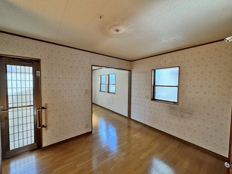 高崎市倉賀野町　中古住宅  内観写真（リビング）