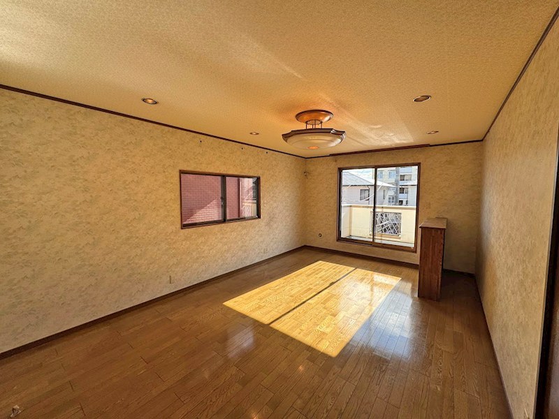 高崎市倉賀野町　中古住宅  内観写真（リビング以外の居室）