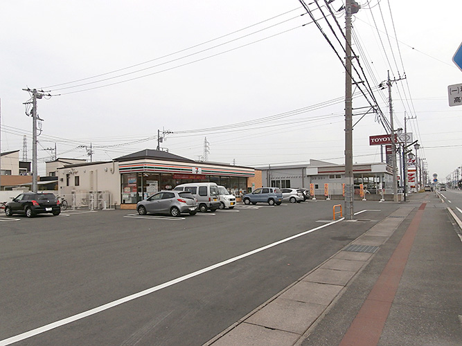 高崎市倉賀野町　土地（古家付） コンビニ