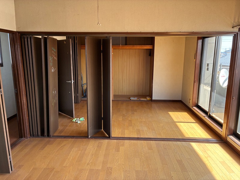 太田市由良町　中古住宅 内観写真（リビング以外の居室）