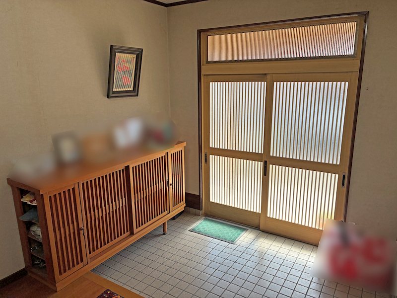 太田市由良町　中古住宅 現地写真（玄関）