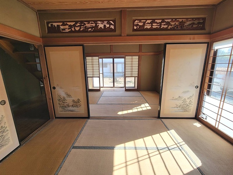 桐生市相生町　中古住宅 内観写真（リビング以外の居室）