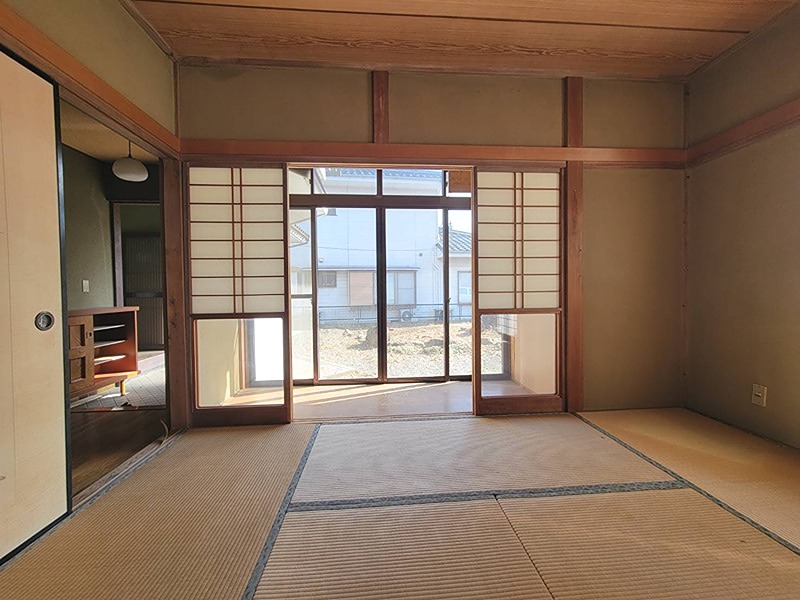 桐生市相生町　中古住宅 内観写真（リビング以外の居室）