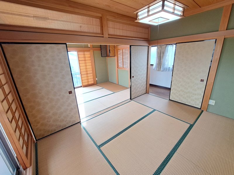 足利市野田町　中古住宅  内観写真（リビング以外の居室）