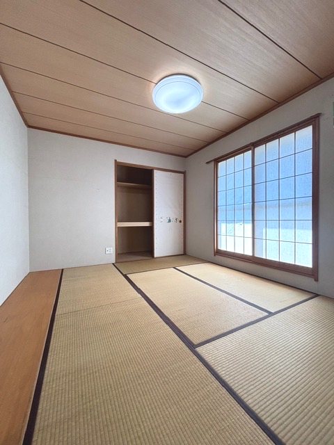 富岡市田篠　中古住宅 内観写真（リビング以外の居室）