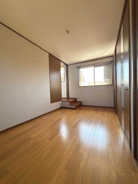 富岡市田篠　中古住宅 内観写真（リビング以外の居室）